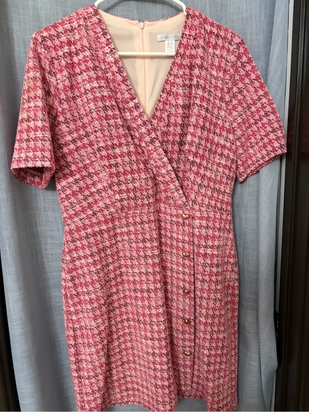 London Times Pink Tweed Dress Size 12 Gold Heart Buttons